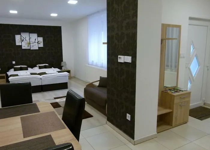 Wolf House * Zalaegerszeg