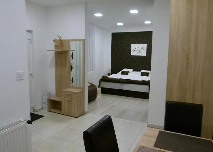 Wolf House * 佐洛埃格塞格