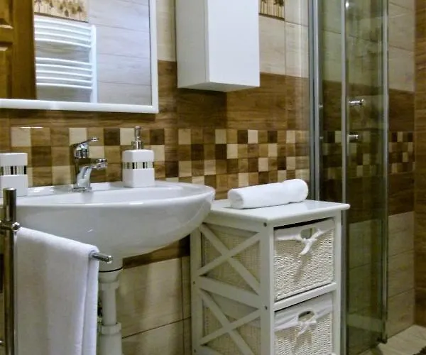 Wolf House * 佐洛埃格塞格